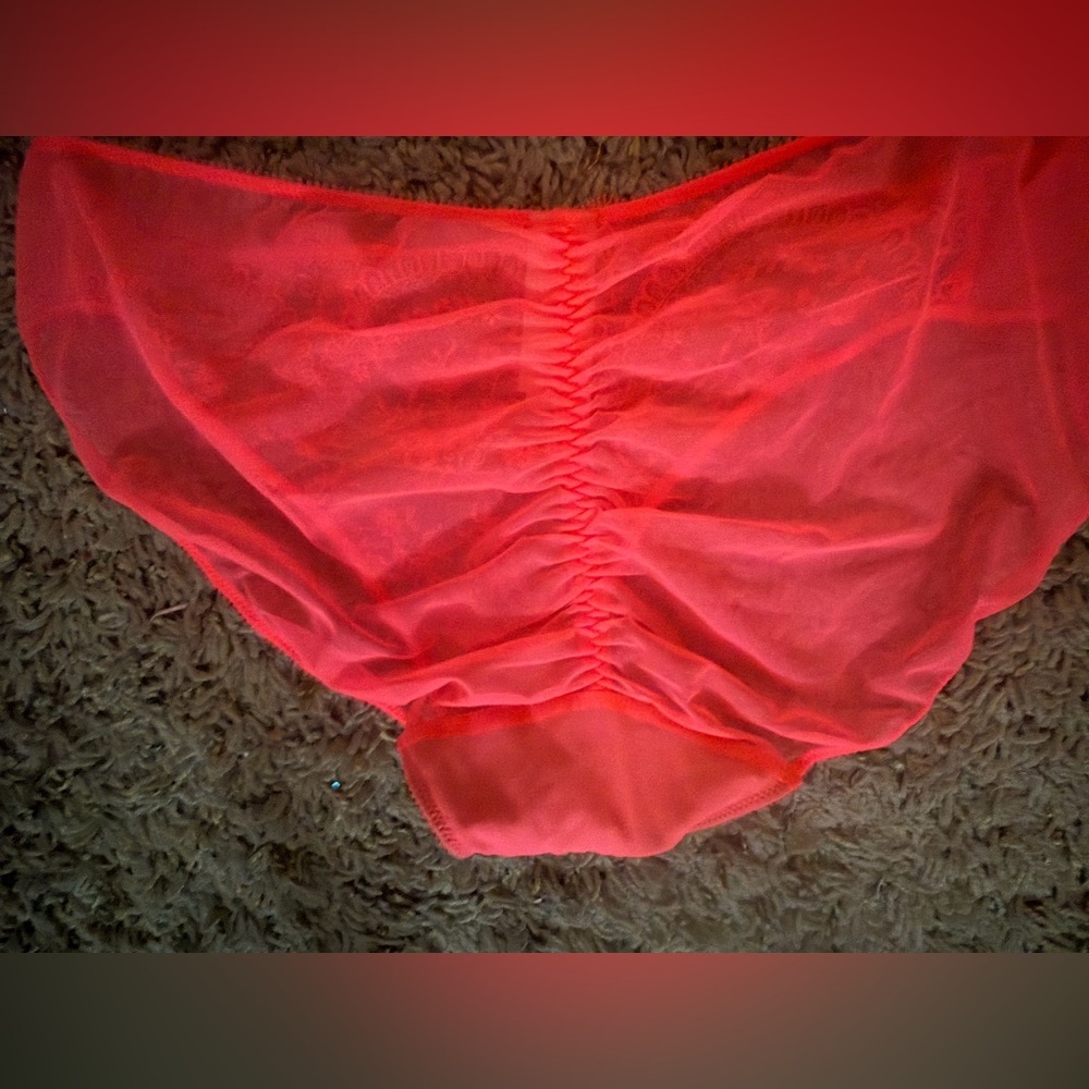 Dita von teese | EUC 3 piece sheer lingerie | vibrant coral lace 75E & medium - Picture 4 of 8